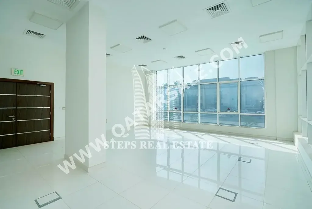 Labour Camp - Not Furnished  - Doha  - Al Sadd