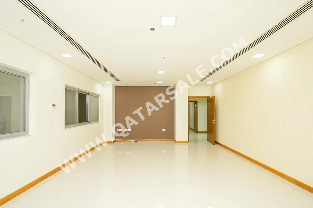 Labour Camp - Not Furnished  - Doha  - Al Sadd