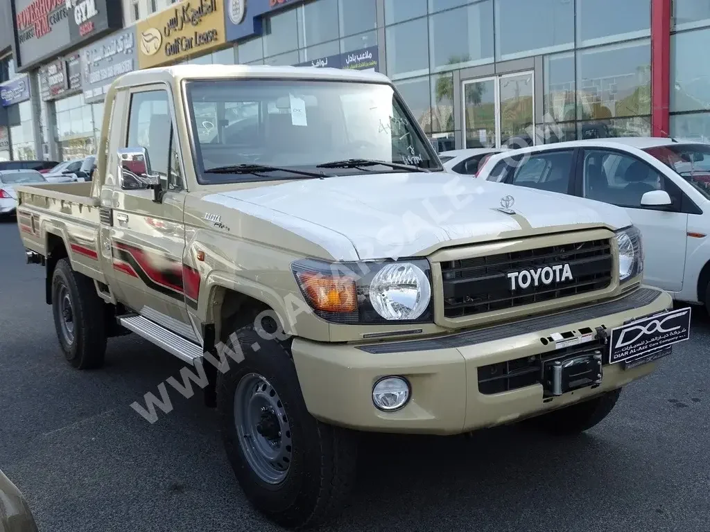 Toyota  Land Cruiser  LX  2023  Manual  0 Km  6 Cylinder  Four Wheel Drive (4WD)  Pick Up  Beige  With Warranty