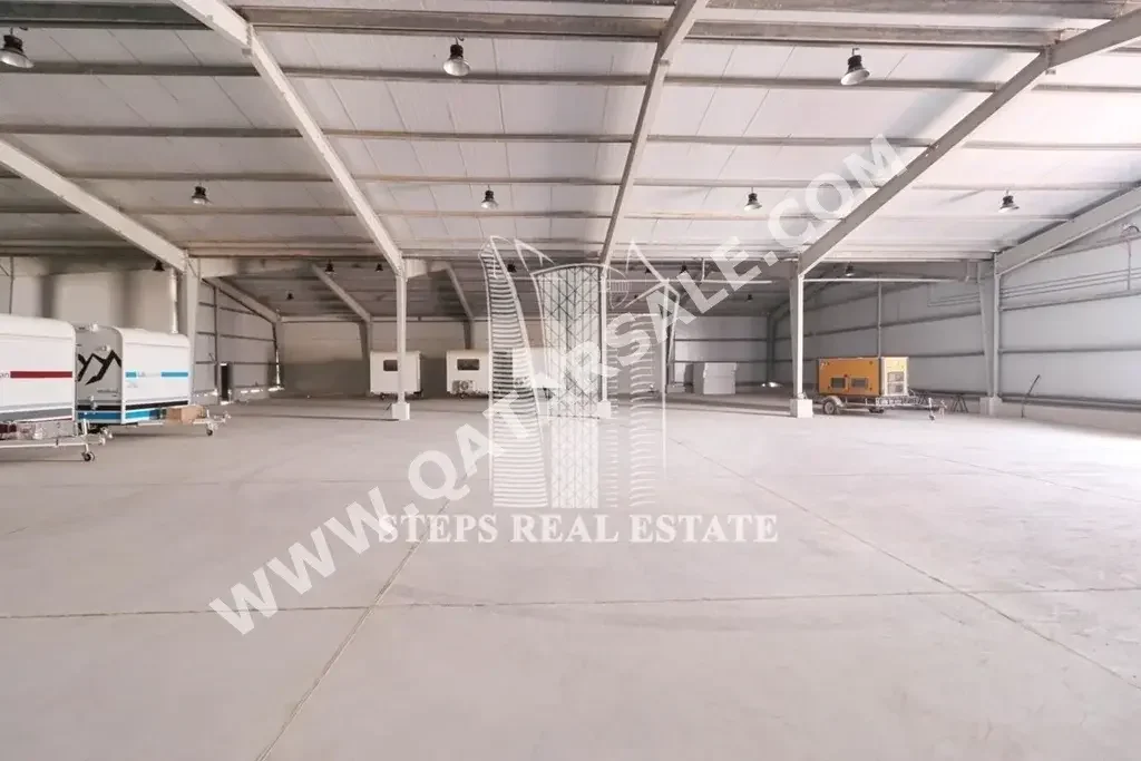 Warehouses & Stores - Al Wakrah  - Barkit Al Awamer  -Area Size: 4250 Square Meter