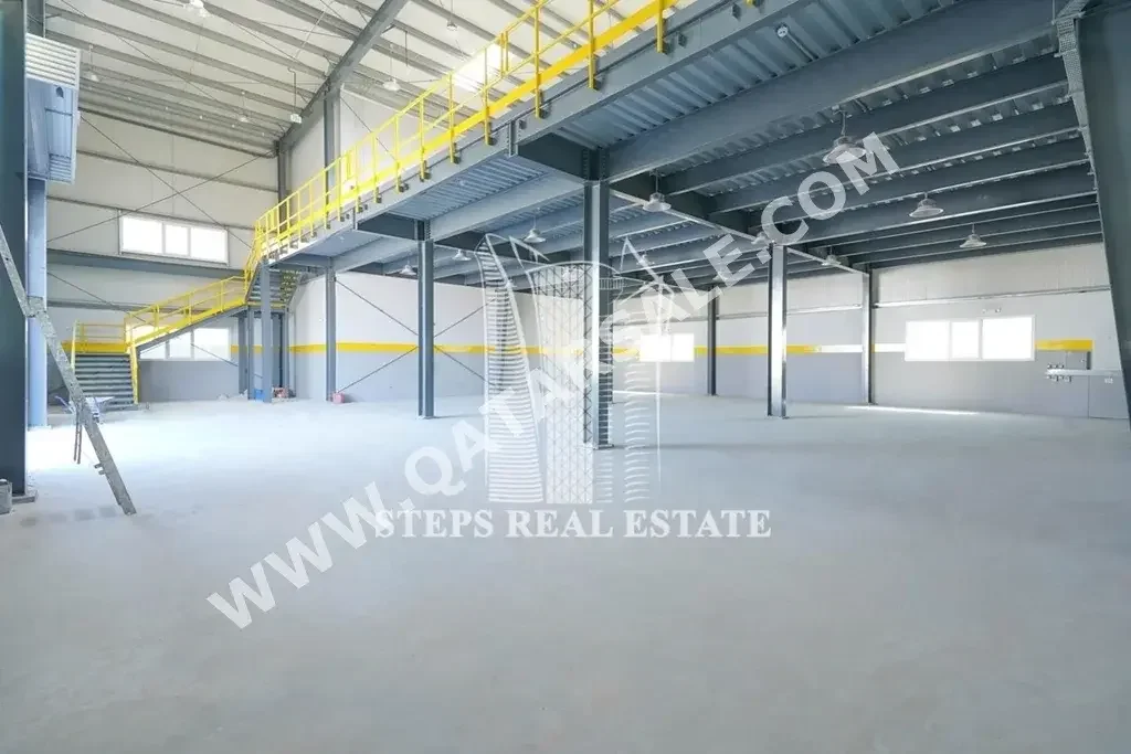 Warehouses & Stores - Al Wakrah  - Barkit Al Awamer  -Area Size: 1000 Square Meter