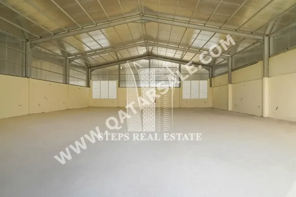 Warehouses & Stores - Al Wakrah  - Barkit Al Awamer  -Area Size: 1000 Square Meter