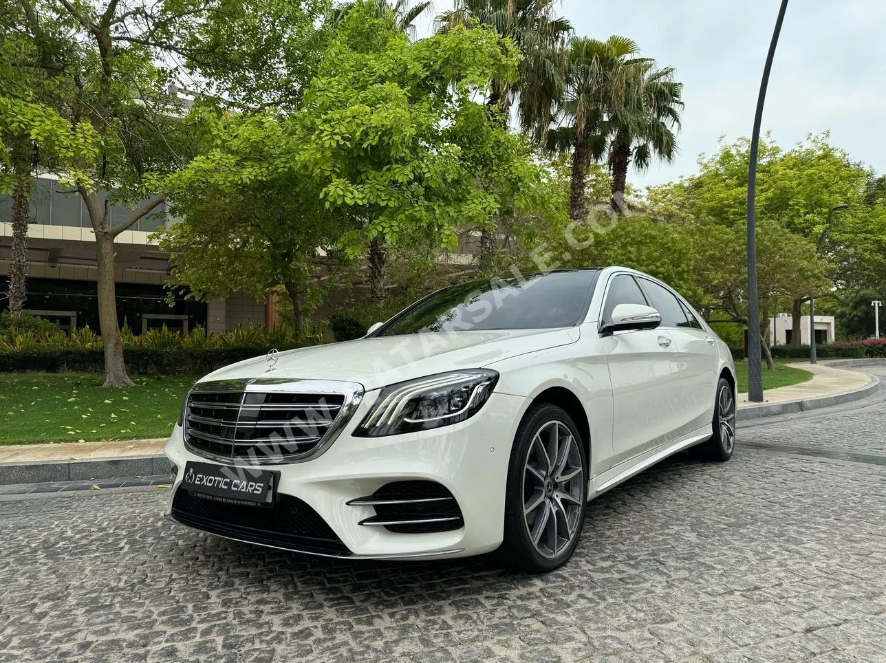 Mercedes-Benz  S-Class  450AMG  2019  Automatic  49,000 Km  6 Cylinder  Rear Wheel Drive (RWD)  Sedan  White