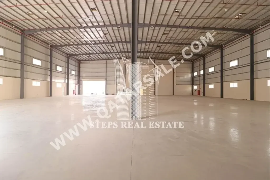 Warehouses & Stores - Al Wakrah  - Barkit Al Awamer  -Area Size: 5000 Square Meter