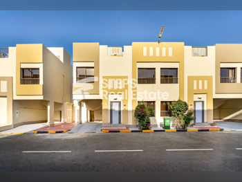 Ibinebentang apartment na may 2 kwarto sa Al Wakrah, Al Wukair, Fully furnished