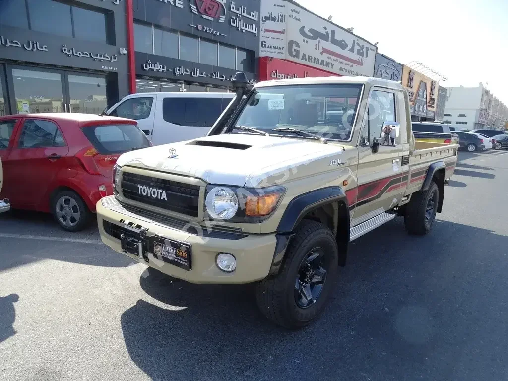 Toyota  Land Cruiser  LX  2023  Manual  0 Km  6 Cylinder  Four Wheel Drive (4WD)  Pick Up  Beige  With Warranty