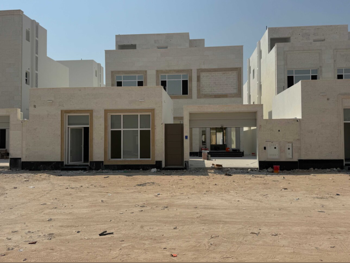 سكن عائلي، غير مفروش، الريان، 9 غرف نوم، شامل الماء والكهرباء
