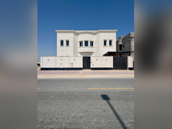 ویلا مسکونی خانوادگی، غیرمبله، دوحه، الثمامه، 8 خوابه