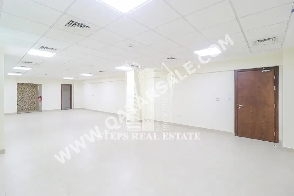 Commercial Offices - Not Furnished  - Doha  - Rawdat Al Khail