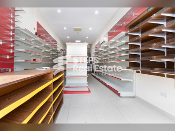 Paupahang commercial shop, unfurnished, Doha, Mushaireb
