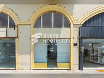 Paupahang commercial shop, unfurnished, Al Rayyan, Muaither