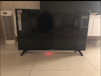 Television (TV) Geepas, 40 Inch, Full HD, Smart TV
