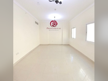 2 Bedrooms Apartment For Rent in Doha, Fereej Bin Mahmoud Not Furnished