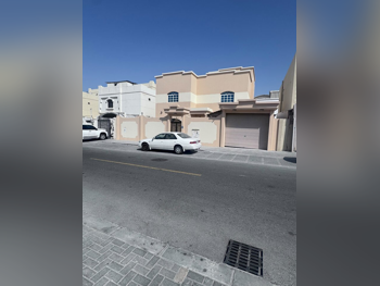 Family Residential, Not Furnished, Umm Salal, Izghawa, 6 Bedrooms