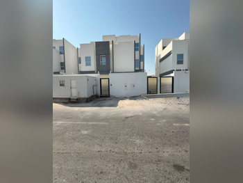 Family Residential, Not Furnished, Al Rayyan, Abu Hamour, 6 Bedrooms