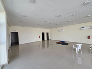 Warehouses & Stores, Al Wakrah, Barkit Al Awamer, Area Size: 2000 Square Meter