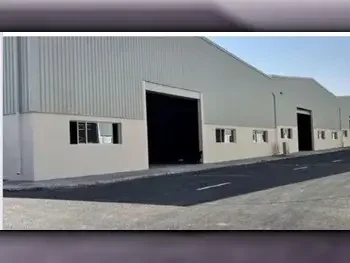 Warehouses & Stores - Al Wakrah  - Barkit Al Awamer  -Area Size: 870 Square Meter