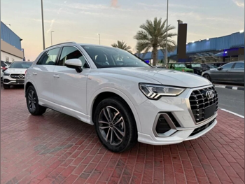 أودي Q3 SUV 4 سلندر 2x4 لون أبيض موديل 2025