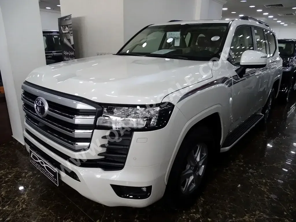 Toyota  Land Cruiser  GXR Twin Turbo  2023  Automatic  0 Km  6 Cylinder  Four Wheel Drive (4WD)  SUV  White  With Warranty