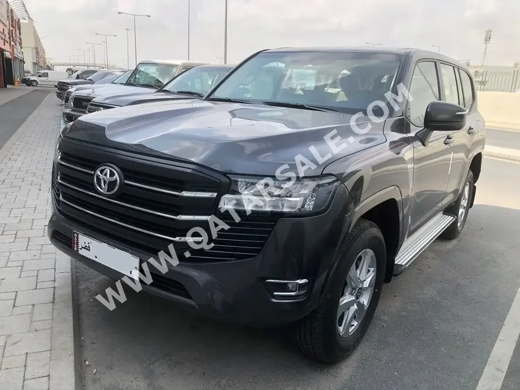 Toyota  Land Cruiser  GXR Twin Turbo  2023  Automatic  0 Km  6 Cylinder  Four Wheel Drive (4WD)  SUV  Gray  With Warranty