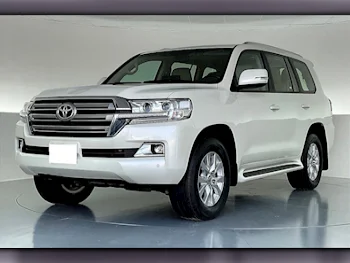 Toyota  Land Cruiser GX  6 Cylinder  SUV 4x4  White  2022