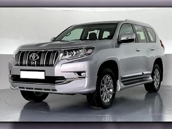 Toyota  Prado  6 Cylinder  SUV 4x4  White  2021