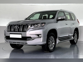 Toyota  Prado  6 Cylinder  SUV 4x4  White  2023
