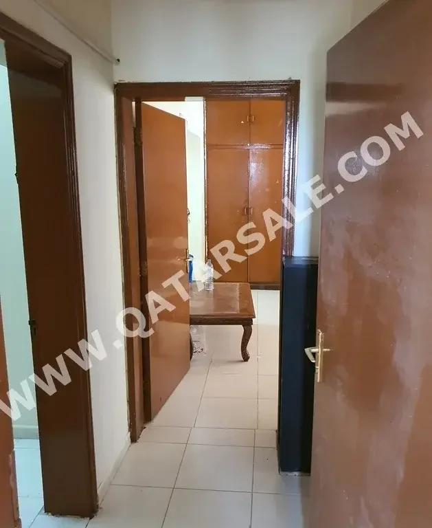 1 Bedrooms Studio For Rent in Doha Al Dafna