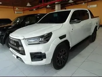 Toyota  Hilux  GR Sport  2023  Automatic  0 Km  6 Cylinder  Four Wheel Drive (4WD)  Pick Up  White  With Warranty