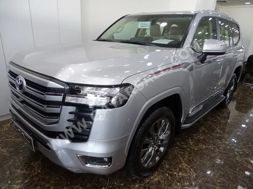 Toyota  Land Cruiser  GXR Twin Turbo  2023  Automatic  0 Km  6 Cylinder  Four Wheel Drive (4WD)  SUV  Silver  With Warranty