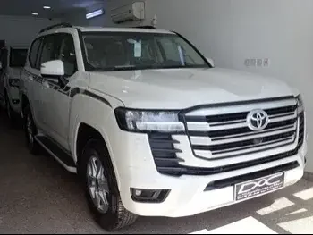 Toyota  Land Cruiser  GXR Twin Turbo  2023  Automatic  0 Km  6 Cylinder  Four Wheel Drive (4WD)  SUV  White  With Warranty