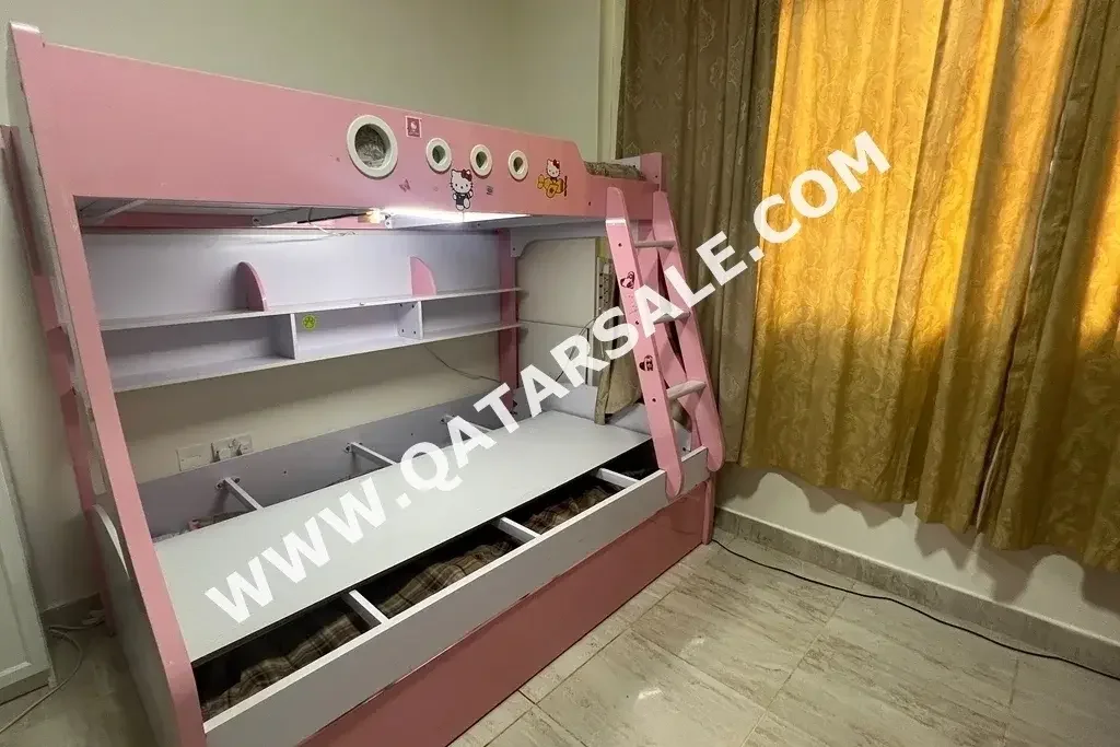  Pink Wood Girl Bunk Bed Qatar 2019 For Sale in Qatar