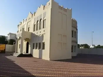 Service  - Not Furnished  - Doha  - Al Dafna  - 6 Bedrooms