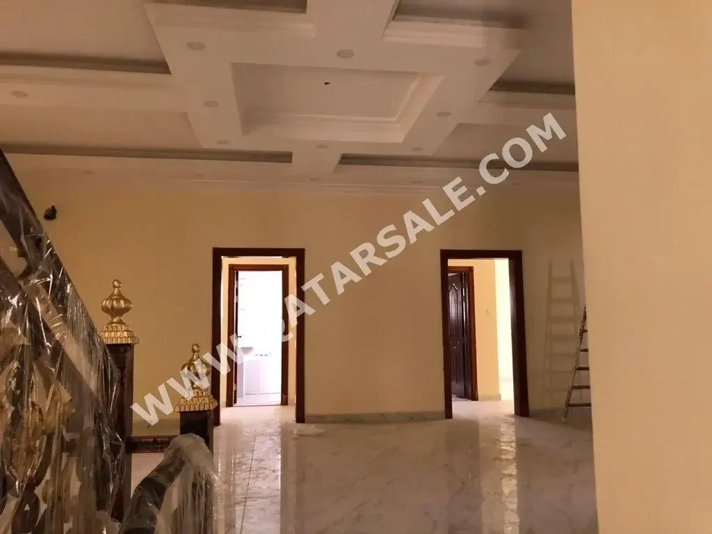 Labour Camp Family Residential  - Not Furnished  - Al Rayyan  - Al Aziziyah  - 6 Bedrooms