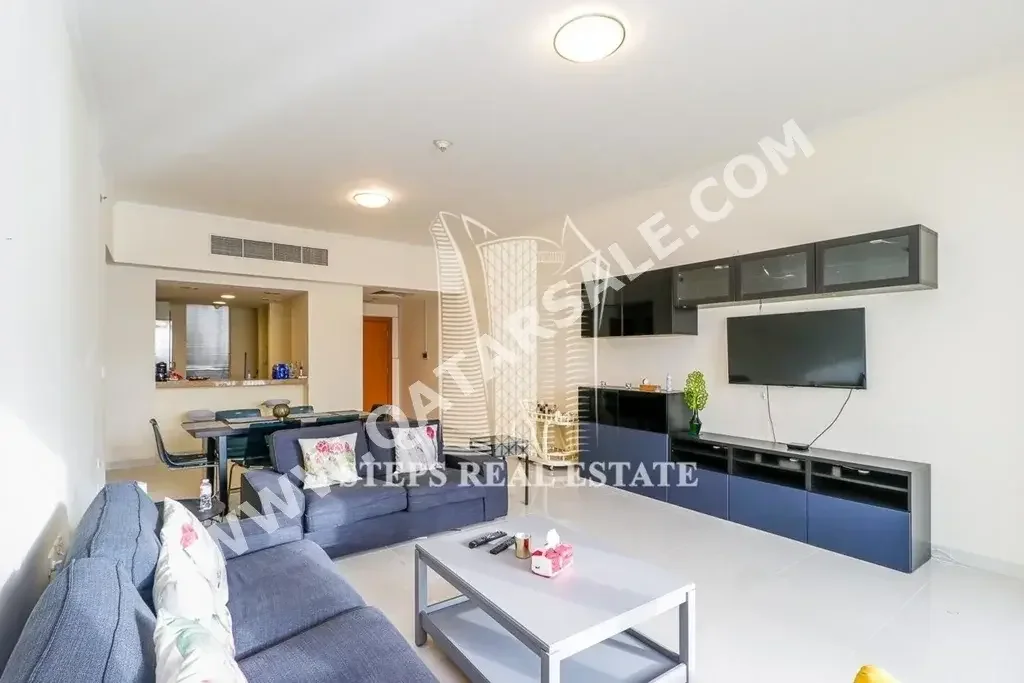 2 Bedrooms  Apartment  For Rent  in Doha -  The Pearl  Fully Furnished