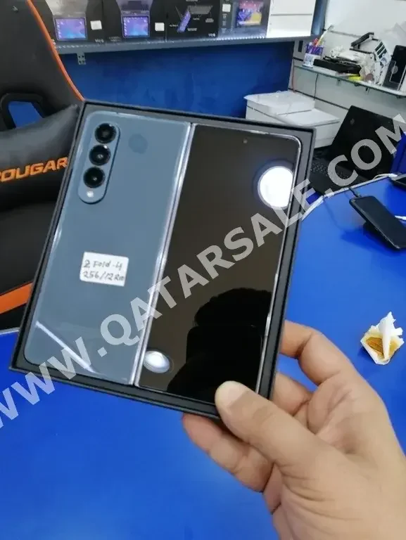 Samsung - Galaxy Folder - Grey - 256 GB - Under Warranty