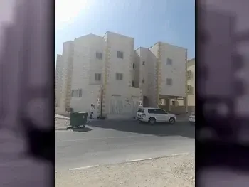 Labour Camp - Family Residential  - Doha  - Fereej New Al Hitmi  For Sale