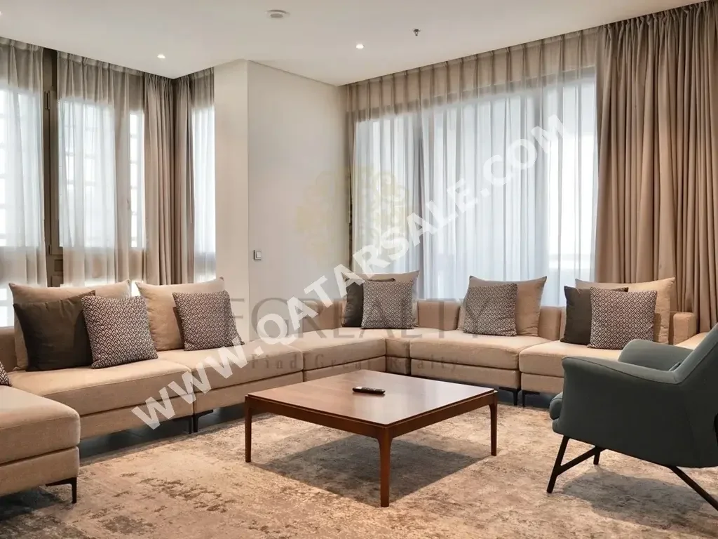 4 Bedrooms  Apartment  For Rent  in Doha -  Mushaireb  Fully Furnished