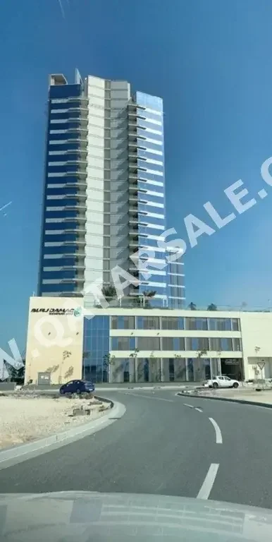 سكن عمال 2 غرف نوم  شقة  للايجار  في لوسيل -  الإركية  مفروشة بالكامل